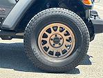 2020 Jeep Gladiator Crew Cab 4x4 Pickup for sale #V67176 - photo 26