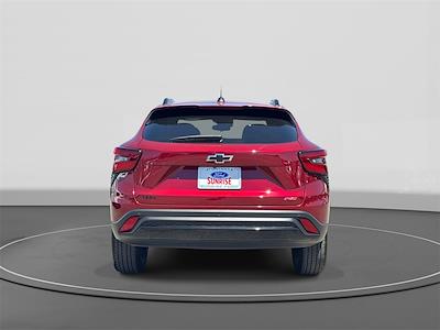 2025 Chevrolet Trax FWD SUV for sale #V67416 - photo 2