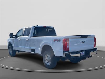 2023 Ford F-350 Crew Cab SRW 4WD Pickup for sale #V68035 - photo 2