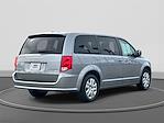 Used 2018 Dodge Grand Caravan SE Minivan for sale #V68420 - photo 5