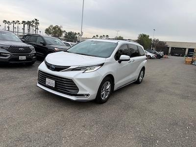 Used 2024 Toyota Sienna Limited Minivan for sale #V68505 - photo 1