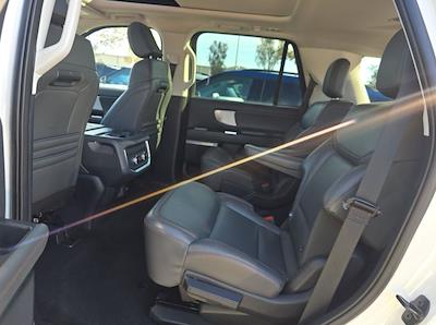 Used 2025 Ford Expedition - photo 1