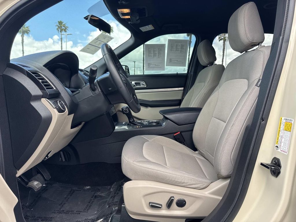 Used 2018 Ford Explorer - photo 22