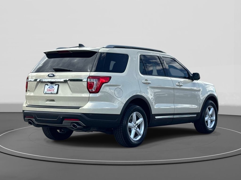 Used 2018 Ford Explorer - photo 7