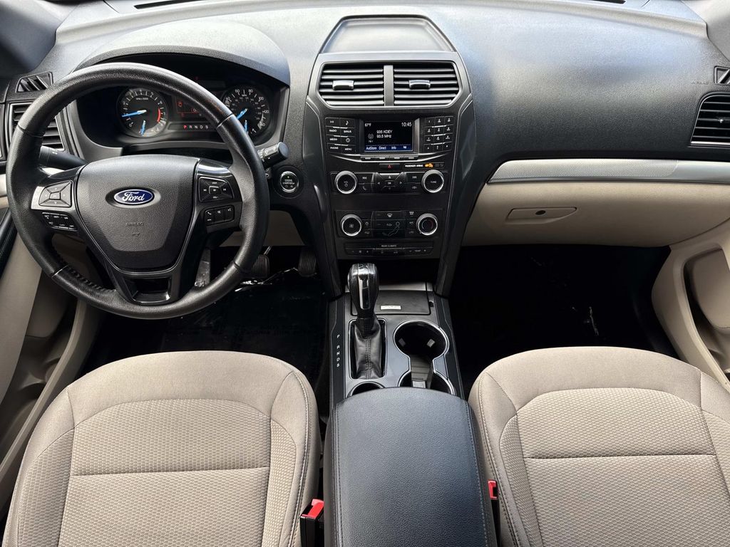 Used 2018 Ford Explorer - photo 10