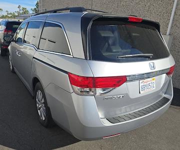 Used 2017 Honda Odyssey - photo 1