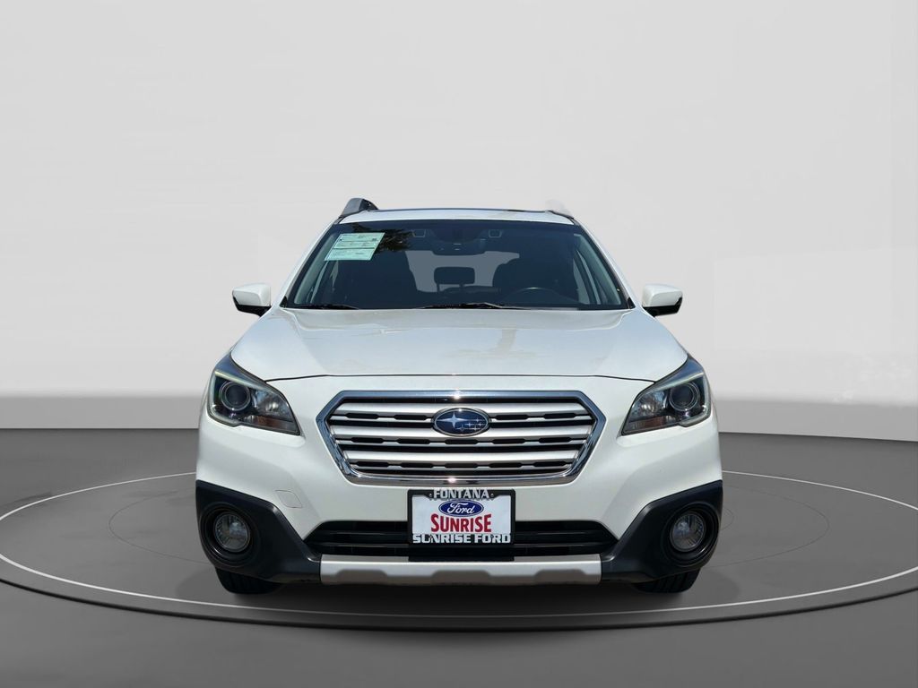 Used 2017 Subaru Outback - photo 2