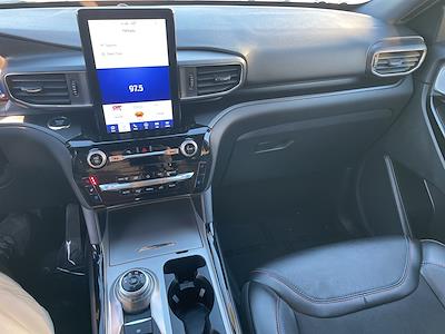 Used 2024 Ford Explorer - photo 1