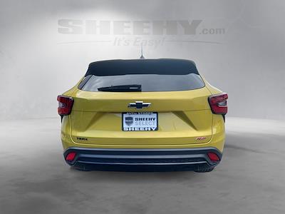 Used 2024 Chevrolet Trax - photo 1