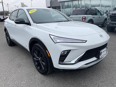 Used 2025 Buick Envista - photo 1