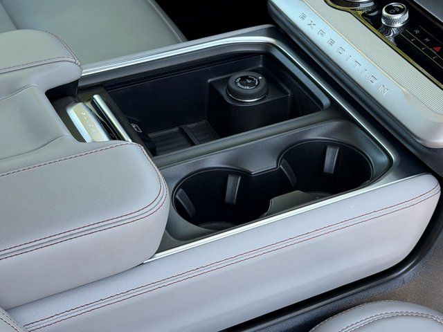 Used 2025 Ford Expedition MAX - photo 25