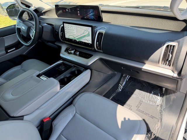 Used 2025 Ford Expedition MAX - photo 35