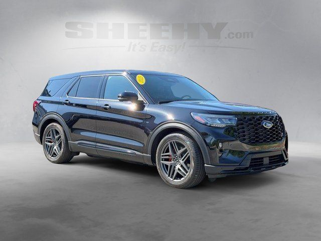 Used 2025 Ford Explorer - photo 9