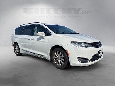 Used 2019 Chrysler Pacifica - photo 1