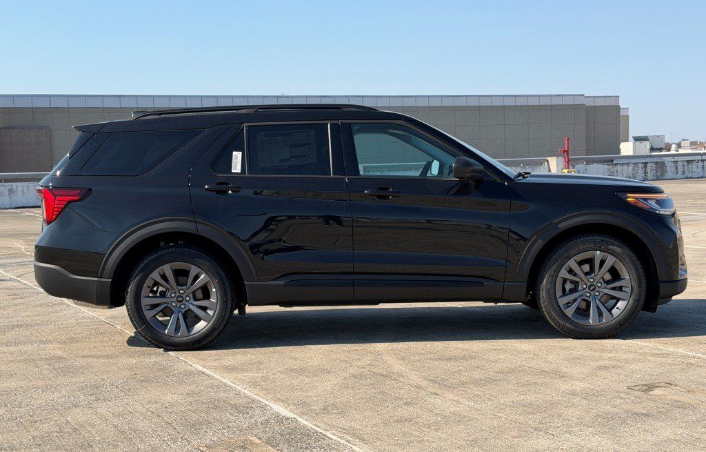 New 2026 Ford Explorer - photo 6