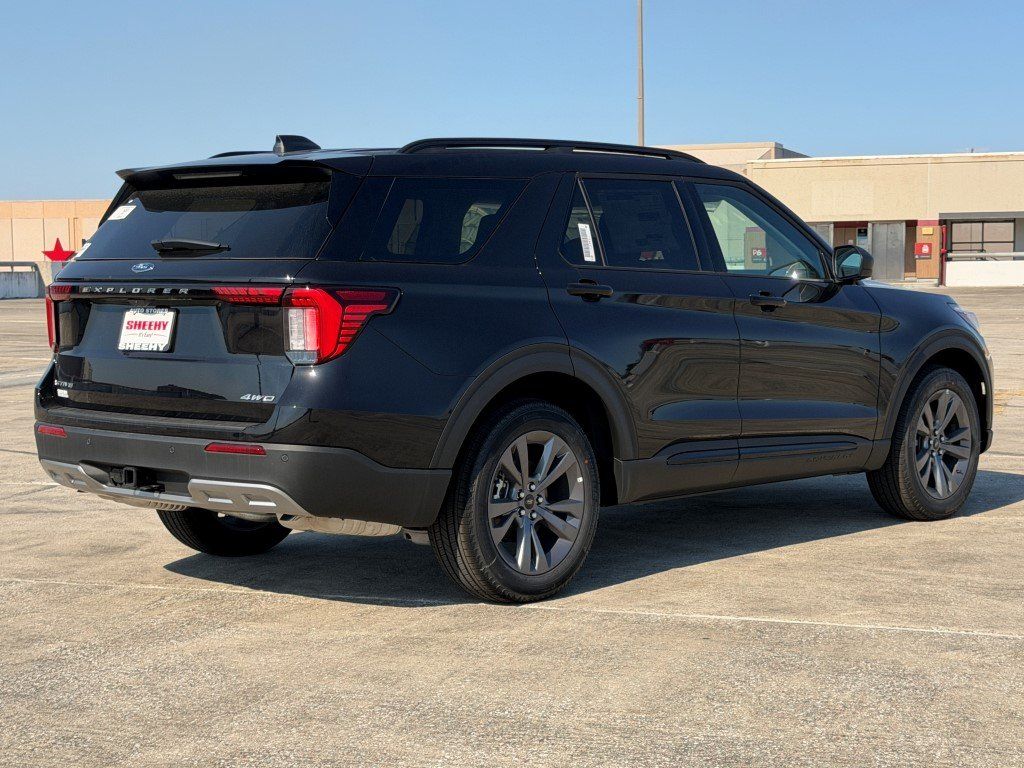 New 2026 Ford Explorer - photo 2