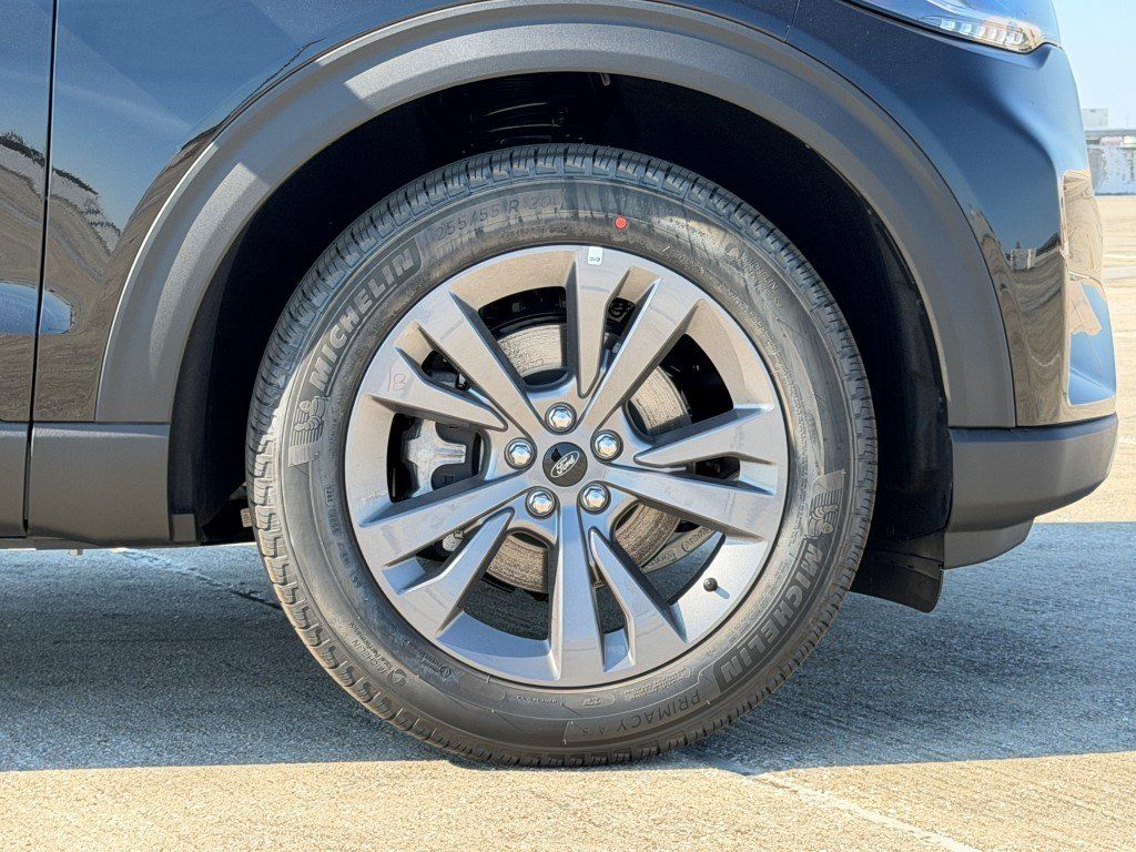 New 2026 Ford Explorer - photo 7