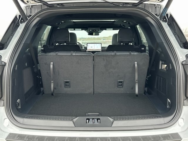 New 2026 Ford Explorer - photo 8