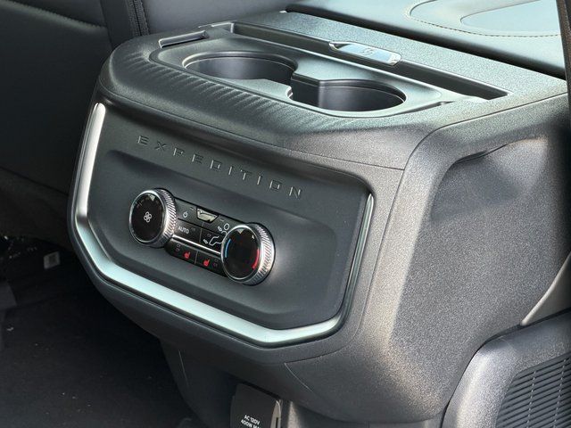 New 2026 Ford Expedition - photo 12