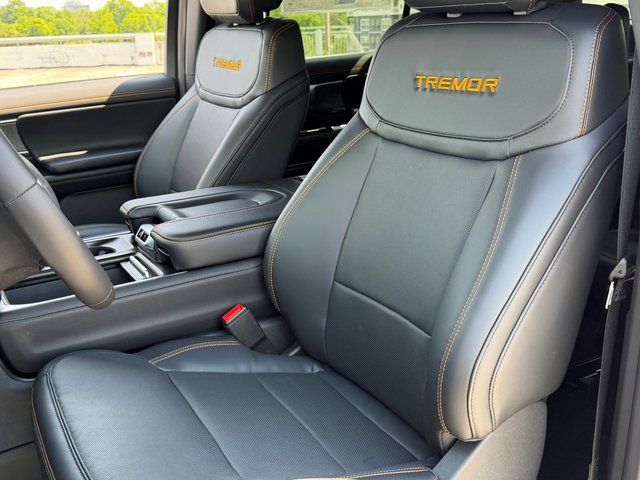 New 2026 Ford Expedition - photo 26