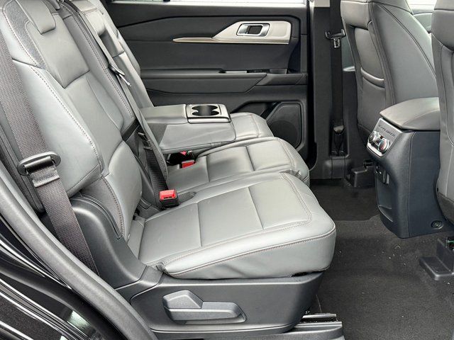 New 2026 Ford Explorer - photo 2