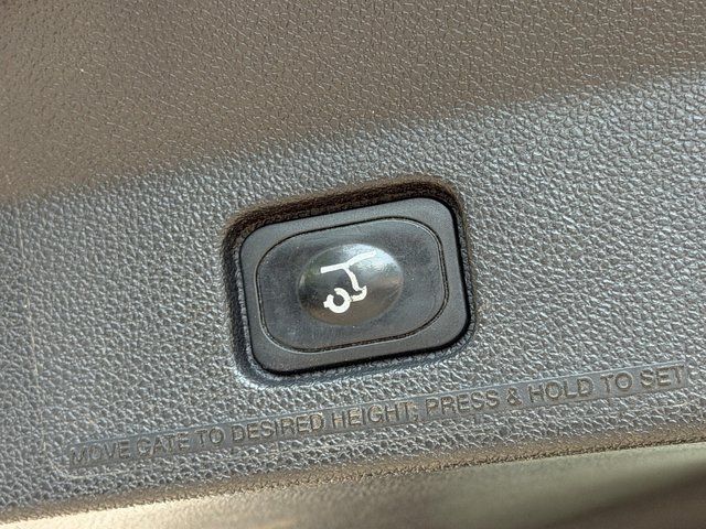 Used 2014 Ford Explorer - photo 40