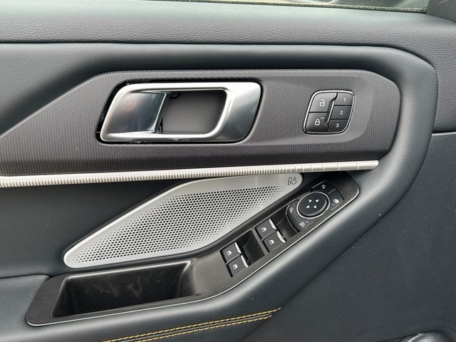 New 2026 Ford Explorer - photo 18