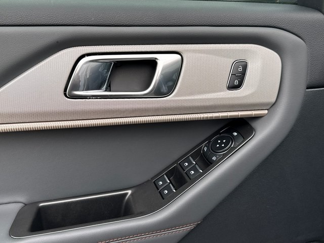 New 2026 Ford Explorer - photo 18
