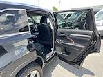 2018 Toyota Highlander 4x4 SUV for sale #GA65956A - photo 25