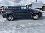 2019 Toyota Highlander 4x4 SUV for sale #GB09322B - photo 3