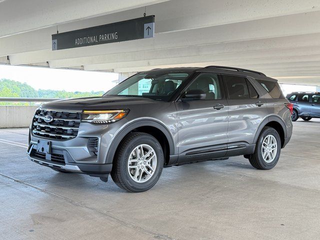 New 2026 Ford Explorer - photo 2