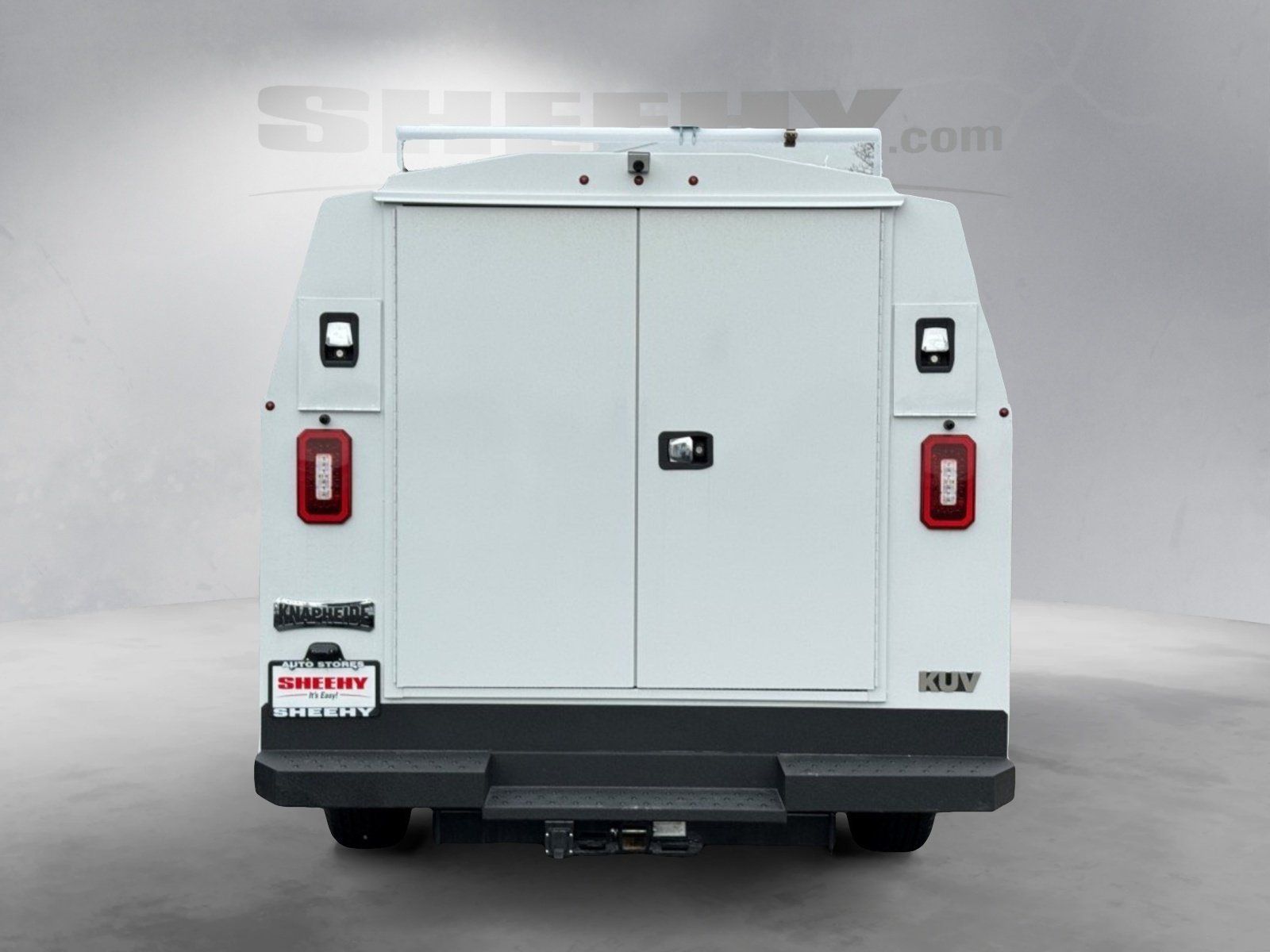 New 2026 Ford E-350 - photo 5