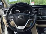2017 Toyota Highlander 4x4 SUV for sale #GD35254A - photo 31