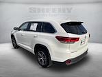 2017 Toyota Highlander 4x4 SUV for sale #GD35254A - photo 8