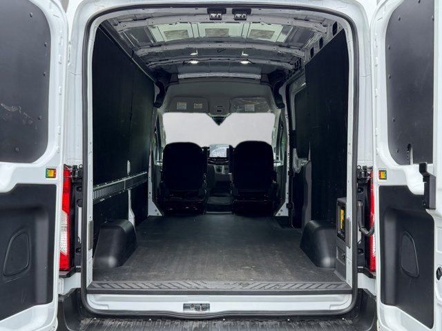 Used 2023 Ford E-Transit 350 - photo 25