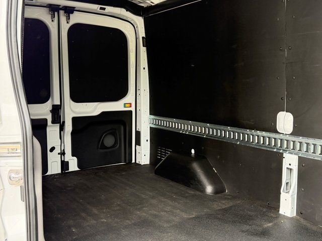 Used 2023 Ford E-Transit 350 - photo 30
