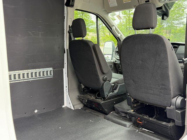 Used 2023 Ford E-Transit 350 - photo 31