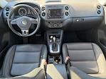 2017 Volkswagen Tiguan FWD SUV for sale #GF46153B - photo 4