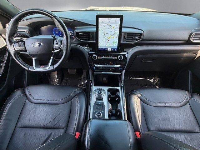 Used 2022 Ford Explorer - photo 2
