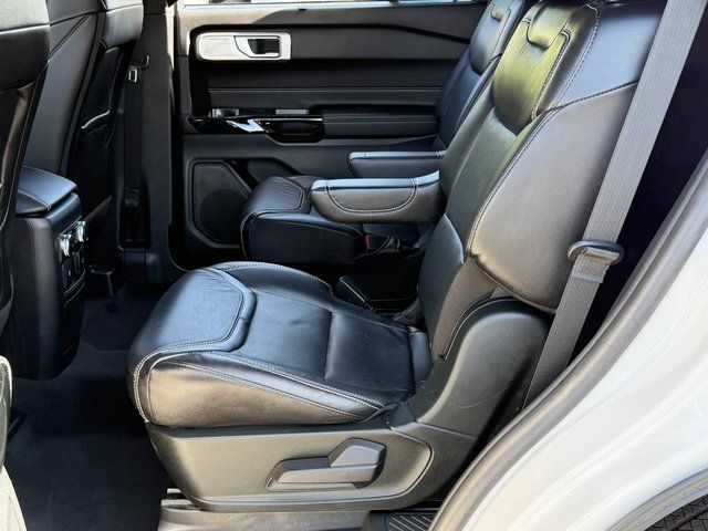 Used 2022 Ford Explorer - photo 12