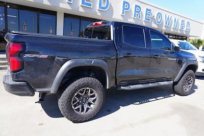 2025 Chevrolet Colorado Crew Cab 4WD Pickup for sale #86226B - photo 2