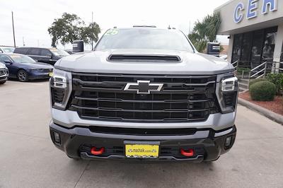 Used 2025 Chevrolet Silverado 2500 LT Crew Cab for sale #86790A - photo 2