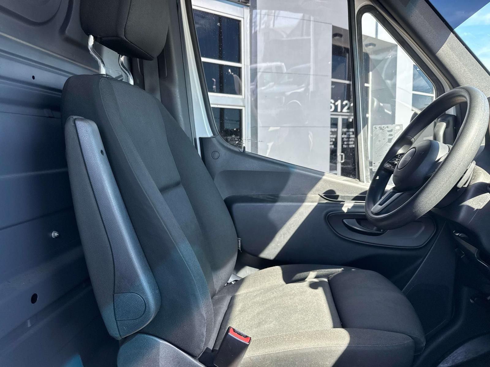 Used 2020 Freightliner Sprinter 2500 - photo 14