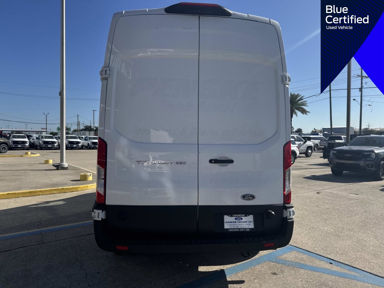 Used 2022 Ford Transit 250 - photo 5