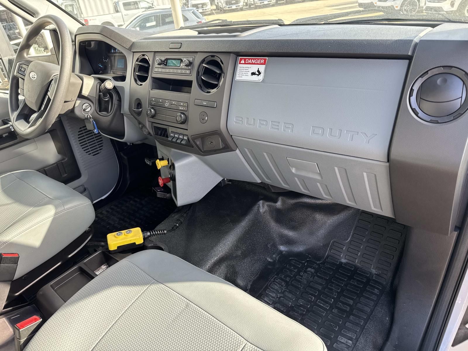 Used 2025 Ford F-650 - photo 17