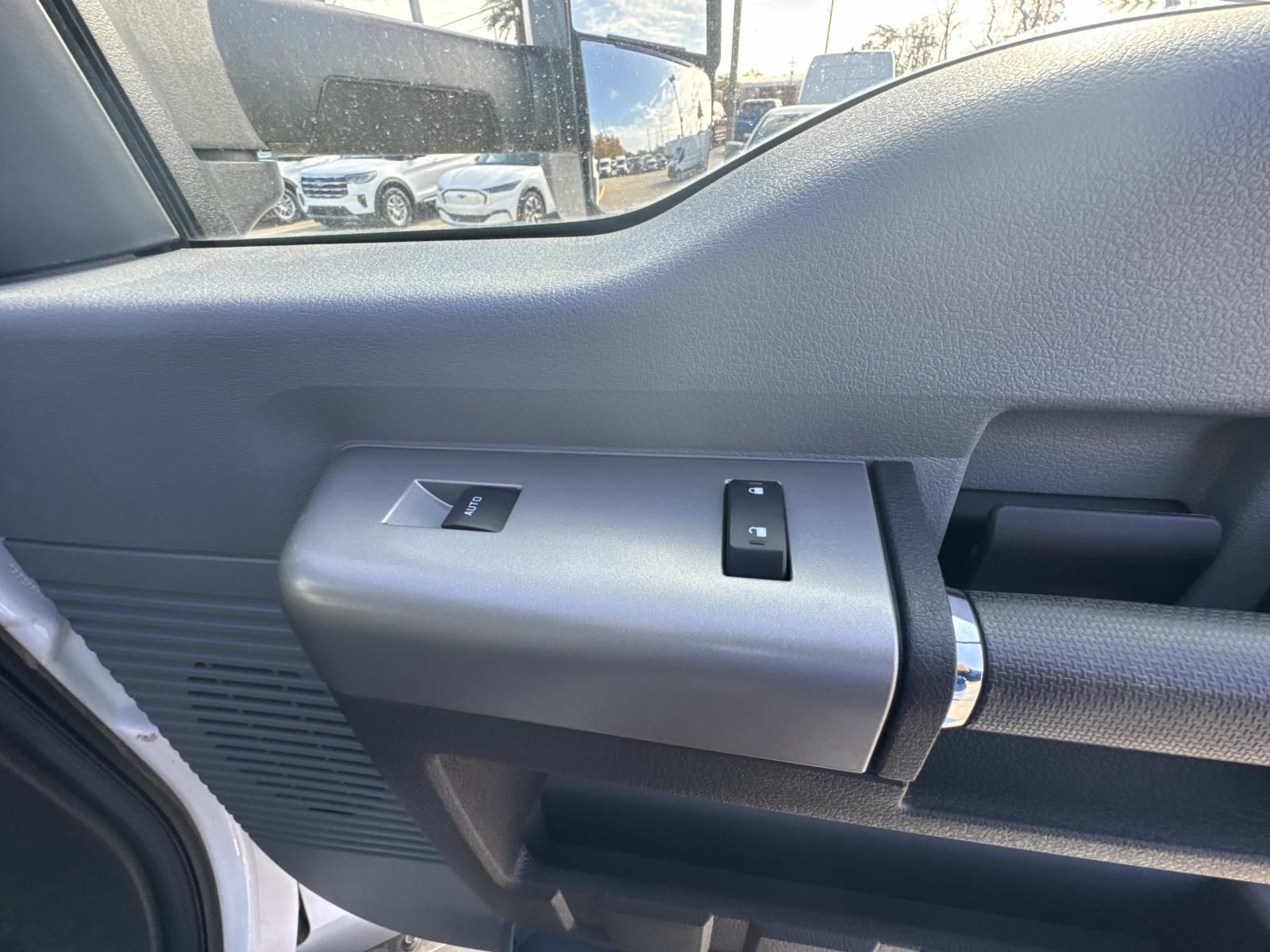 Used 2025 Ford F-650 - photo 19