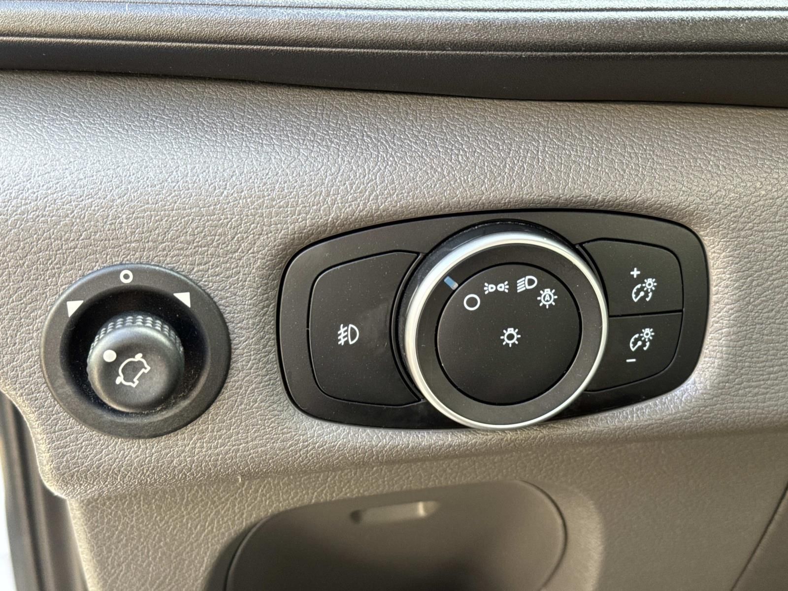 Used 2020 Ford Transit 350 HD - photo 29