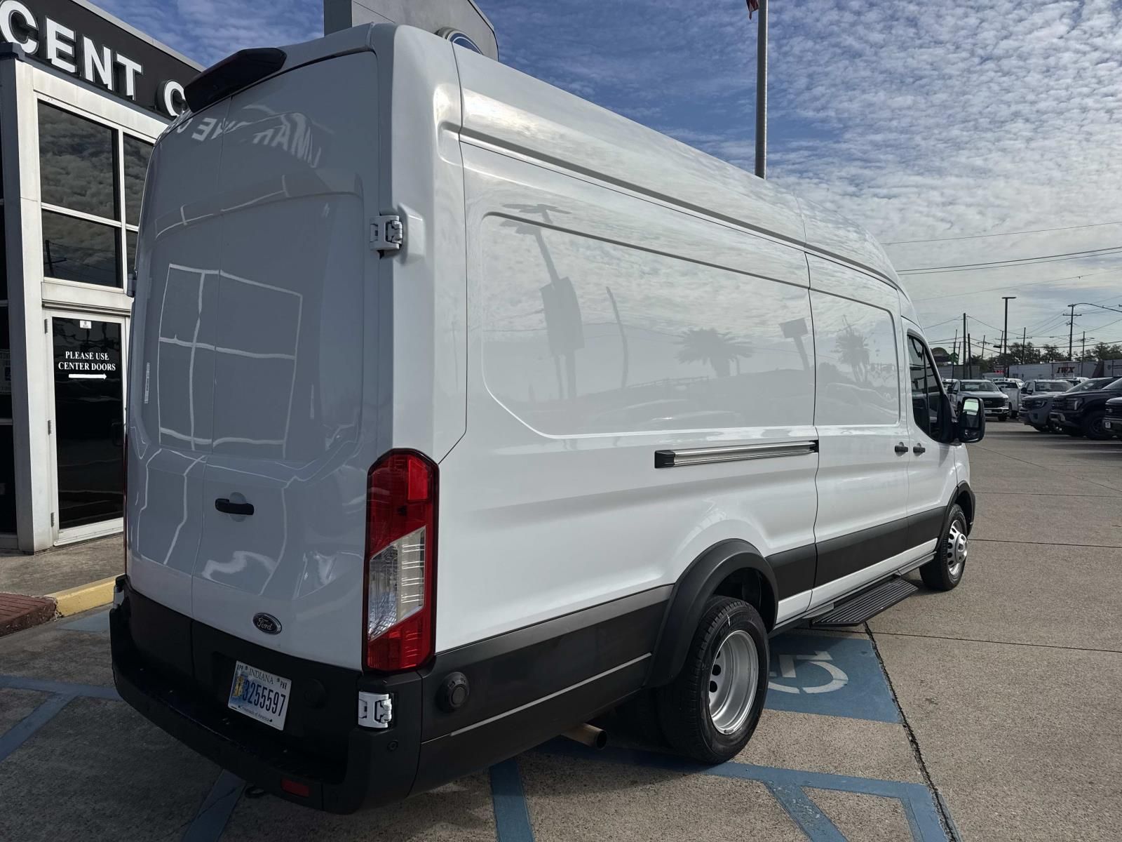 Used 2020 Ford Transit 350 HD - photo 2