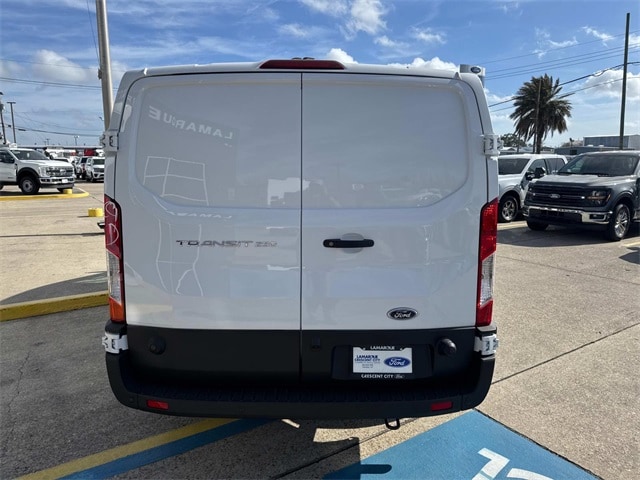 2024 Ford Transit photo 4