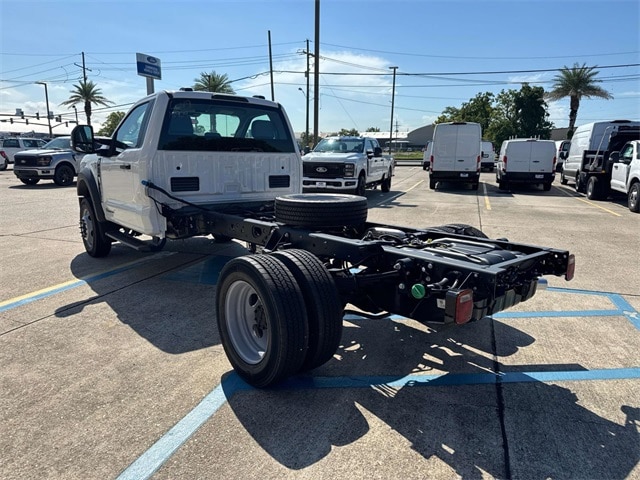 2025 Ford F-550 XL photo 3